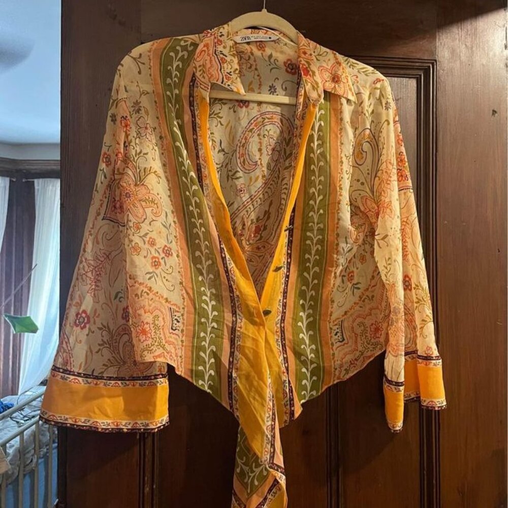 Zara bohemian long sleeve patterned shirt with tie